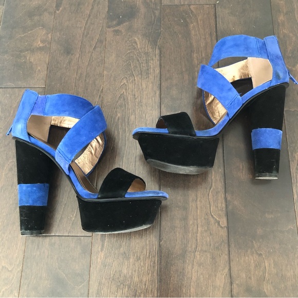 BCBG suede heels - Picture 4 of 8